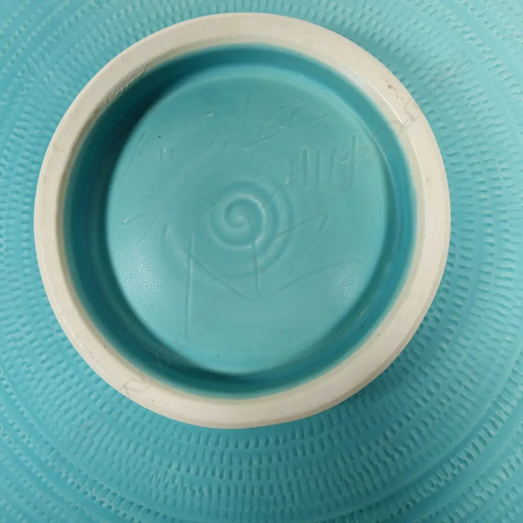 Keum Sun Lee/ Sang Sool Shim Lg Footed Dish. Celadon ground w incised koru detail. Dia.420mm Image 1++