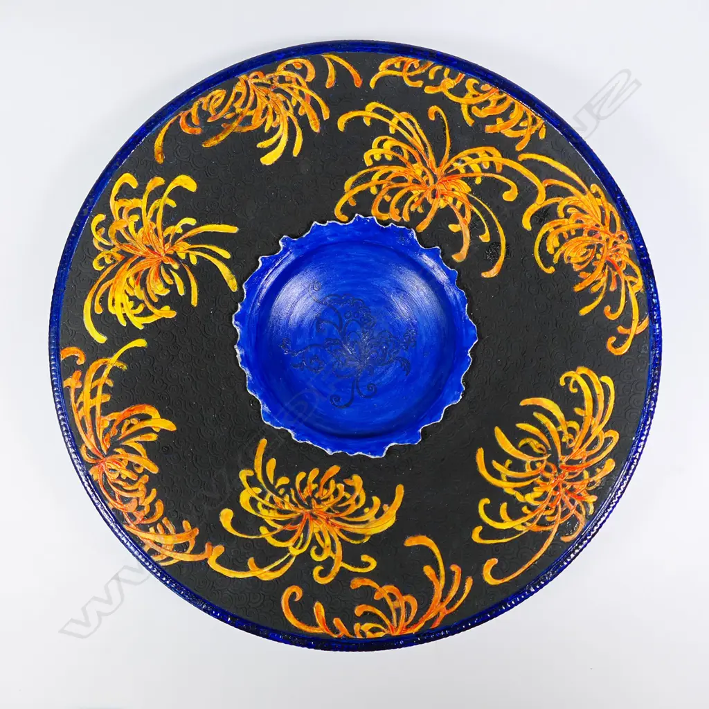 Keum Sun Lee/ Sang Sool Shim Footed Dish. Painted orange floral detail w central deep blue well. Dia.400mm Image 1++