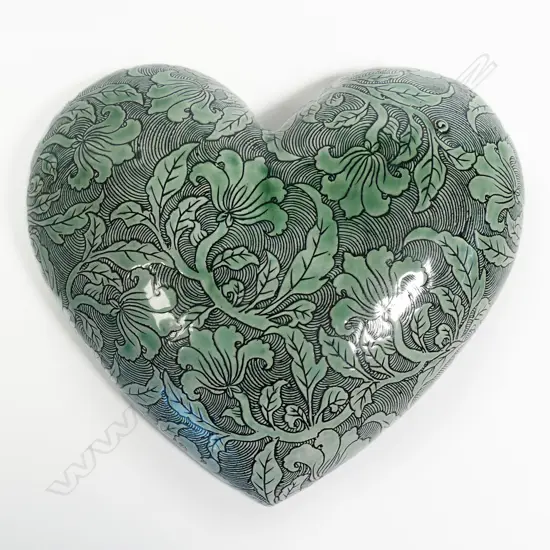 Keum Sun Lee/ Sang Sool Shim Hanging Heart. Porcelain celadon glaze w black incised floral design. 300 x 300mm