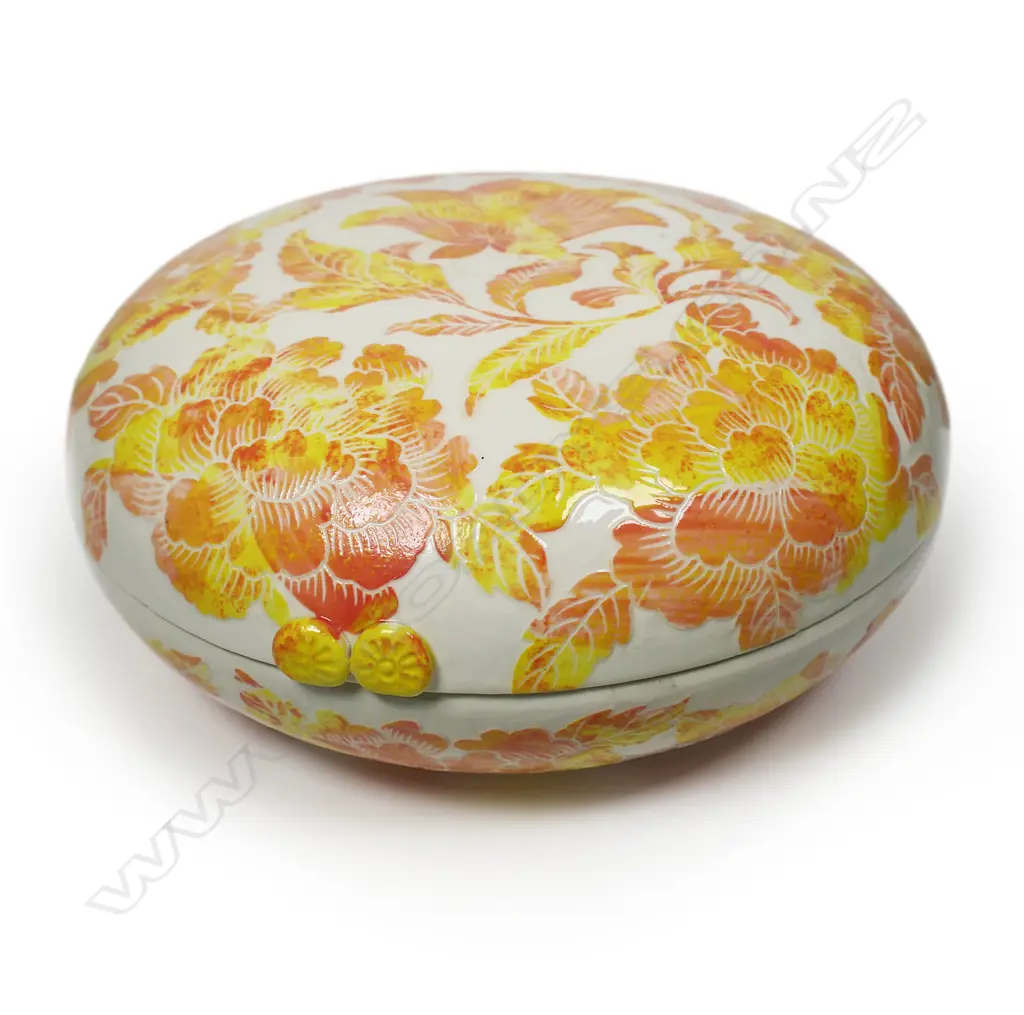 Keum Sun Lee/ Sang Sool Shim Lidded Round Dish. Cream glazed porcelain w raised orange yellow floral design. Dia.230mm Image 1++