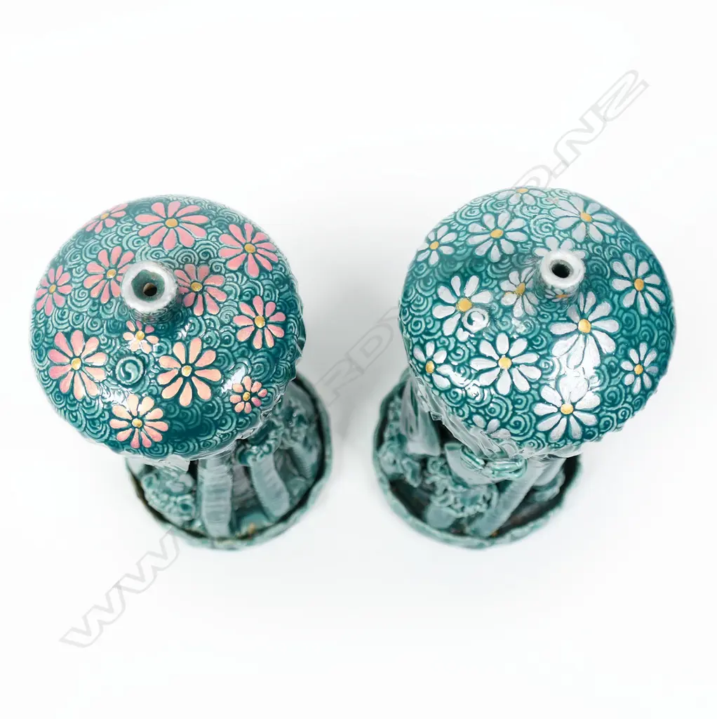 Keum Sun Lee/ Sang Sool Shim Pr Nikau Bottle Forms. Green glazed overlaid Nikau palm forms silver daisy detail. H.220mm Image 1++