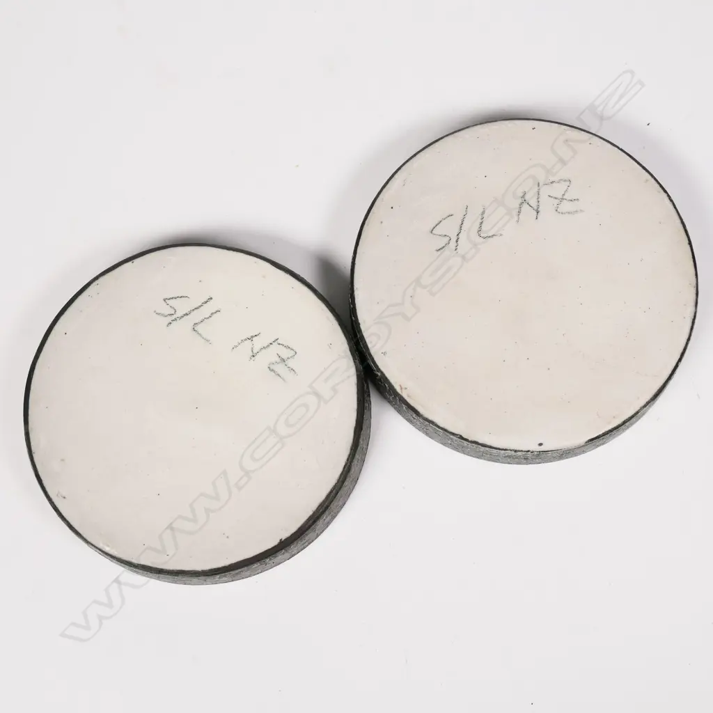 Keum Sun Lee/ Sang Sool Shim Pr Tagine Trinket Dishes. Porcelain w sgraffito flora design. Dia.115 x 100mm Image 1++
