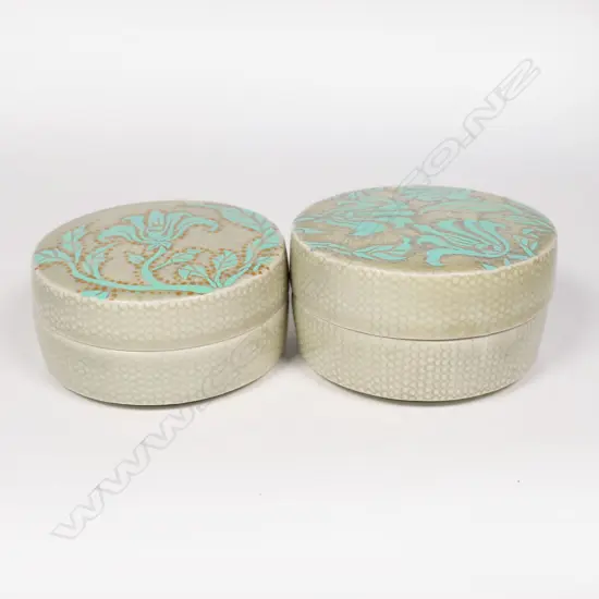 Keum Sun Lee/ Sang Sool Shim Pr Trinket Boxes. Celadon glazed porcelain floral detail gold/silver highlights. Dia.90mm