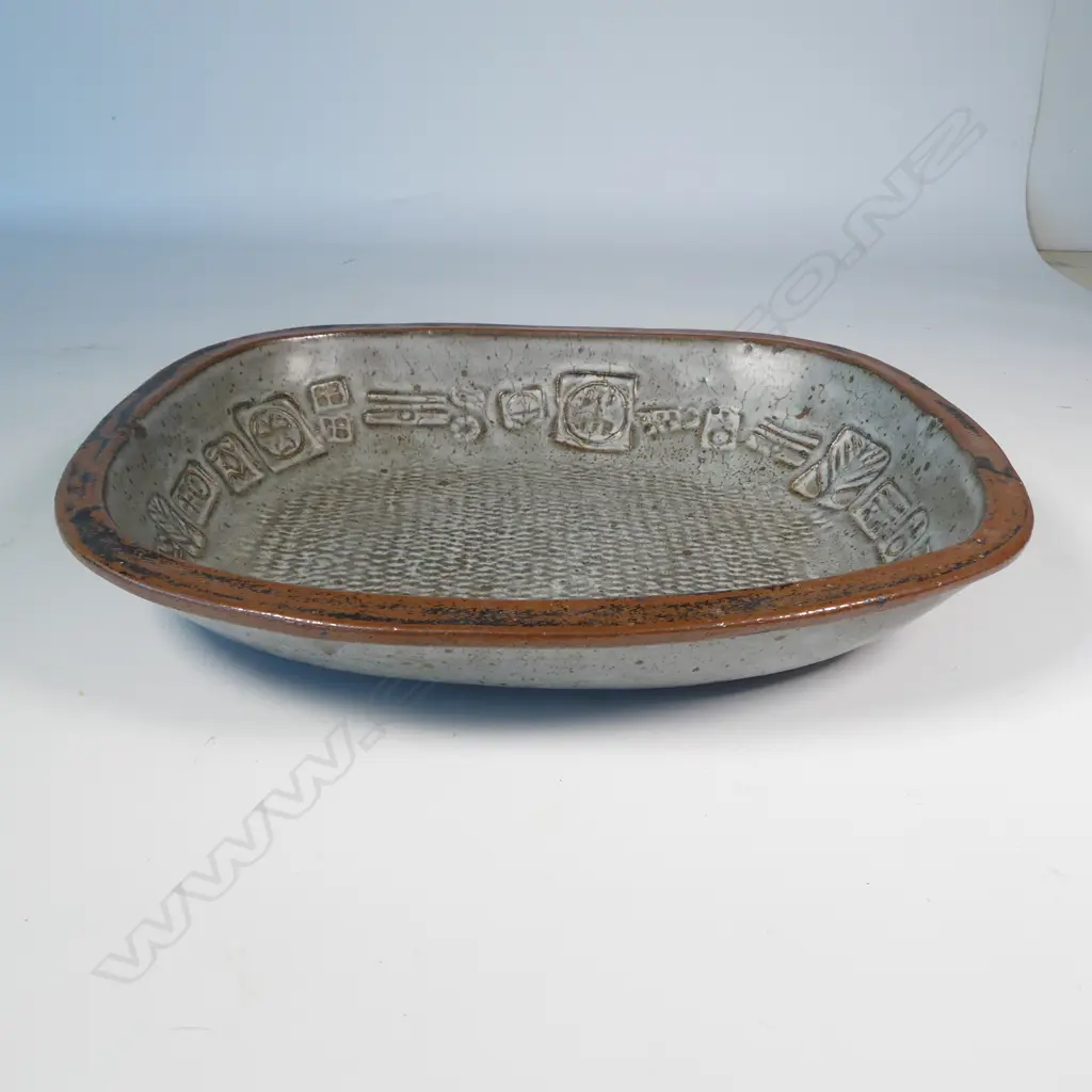 Len Castle large rectangular form dish  with impressed motifs similar to those used by Theo Schoon, Image 1++