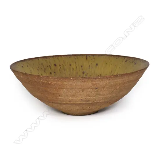 Len Castle (1924-2011) large wide bowl with internal radiating olive-green glaze,