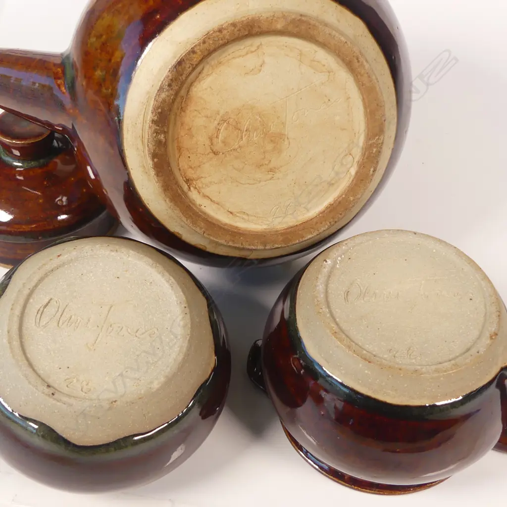 Olive Jones (1893-1982) early Rockingham-glazed tea set, Image 1++