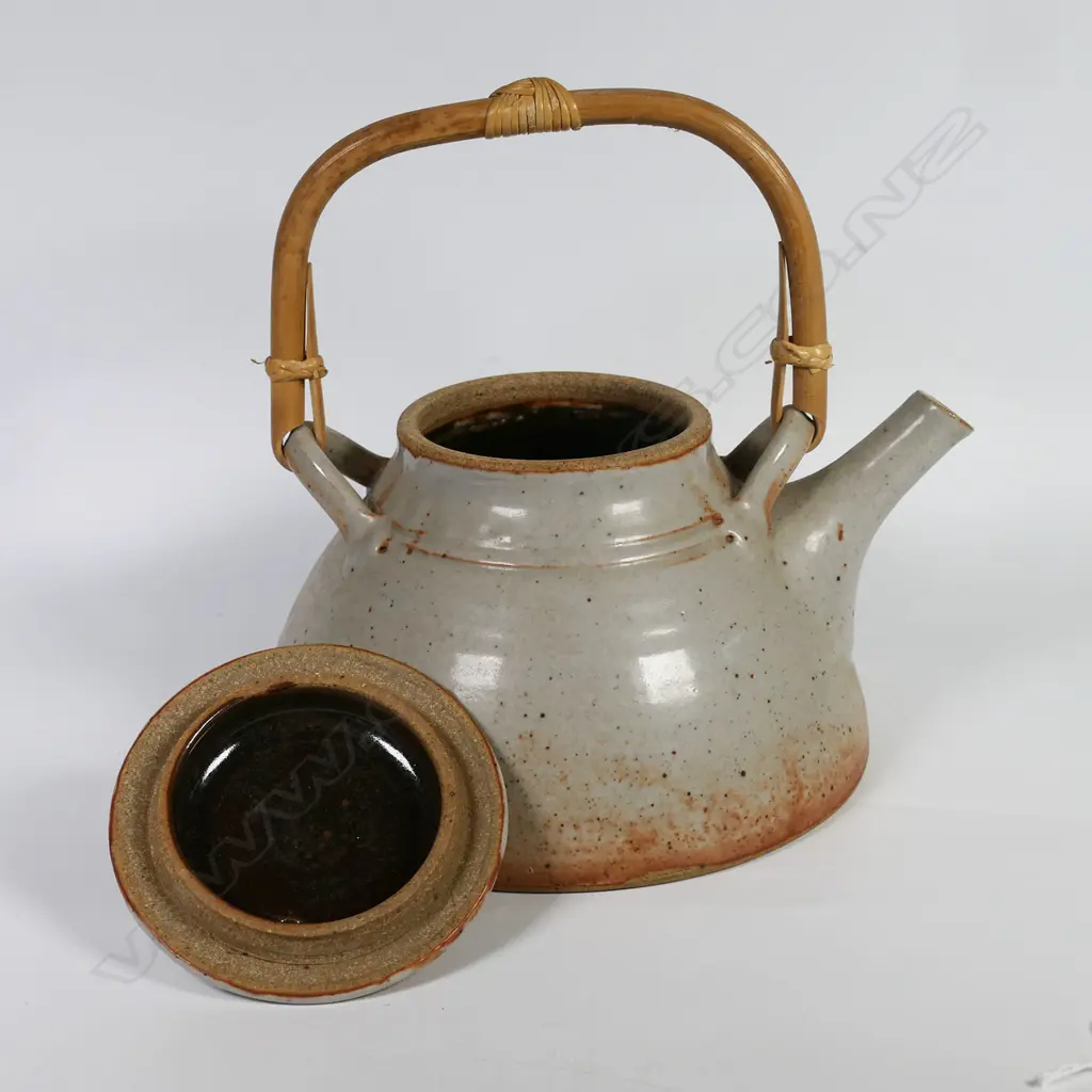 Peter Stichbury Shino glazed tea pot with overhead bamboo handle, Image 1++