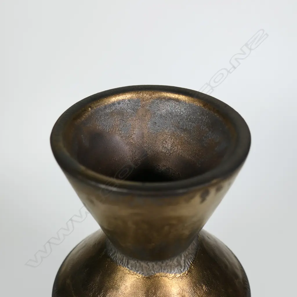 John Parker geometric vase, Image 1++