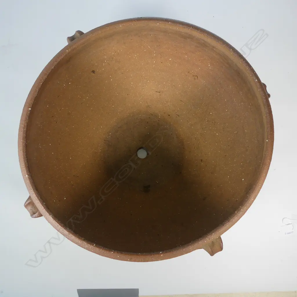 Peter Alger wide unglazed planter, Image 1++