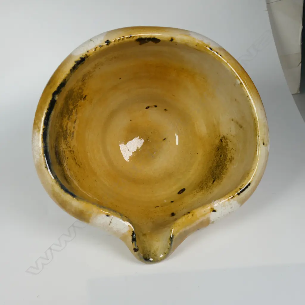 Steve Fullmer pouring bowl, Image 1++