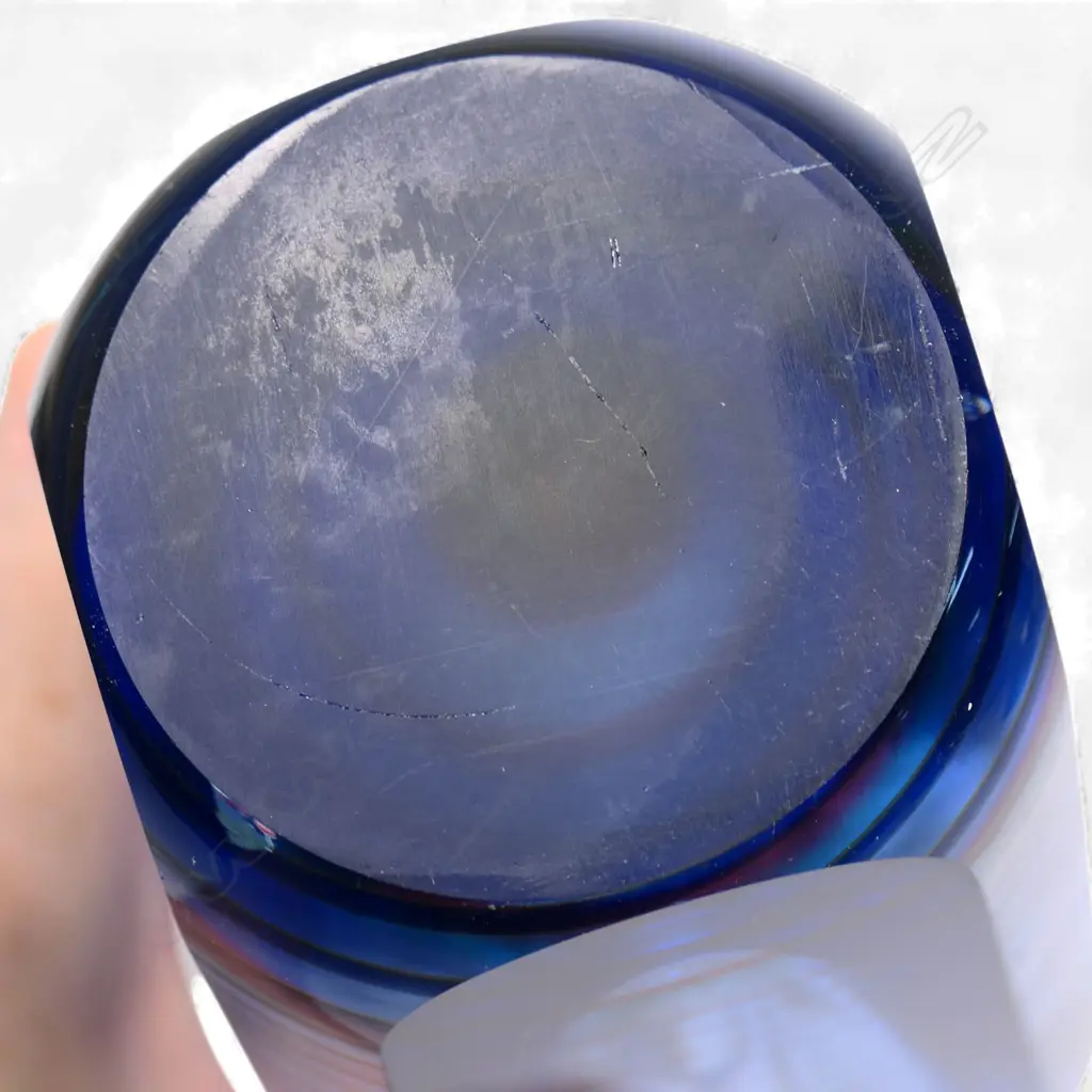 A Garry Nash experimental vase in the style of Murano Mandruzzato, Image 1++