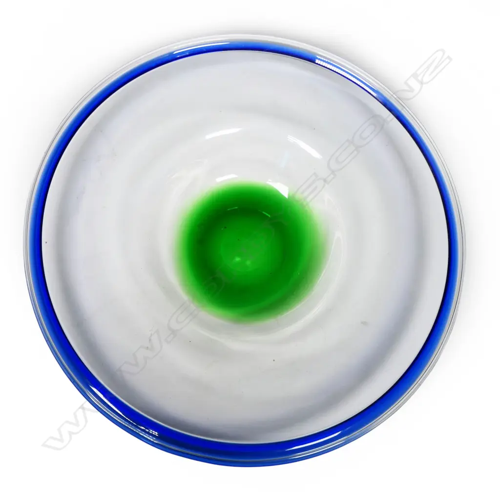 Garry Nash (ONZM) early large glass bowl, Image 1++