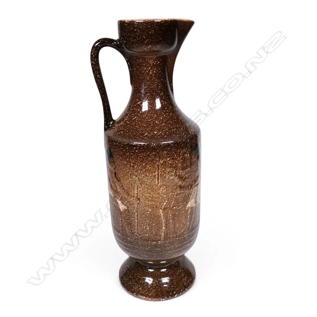 Titian vase, Image 1++