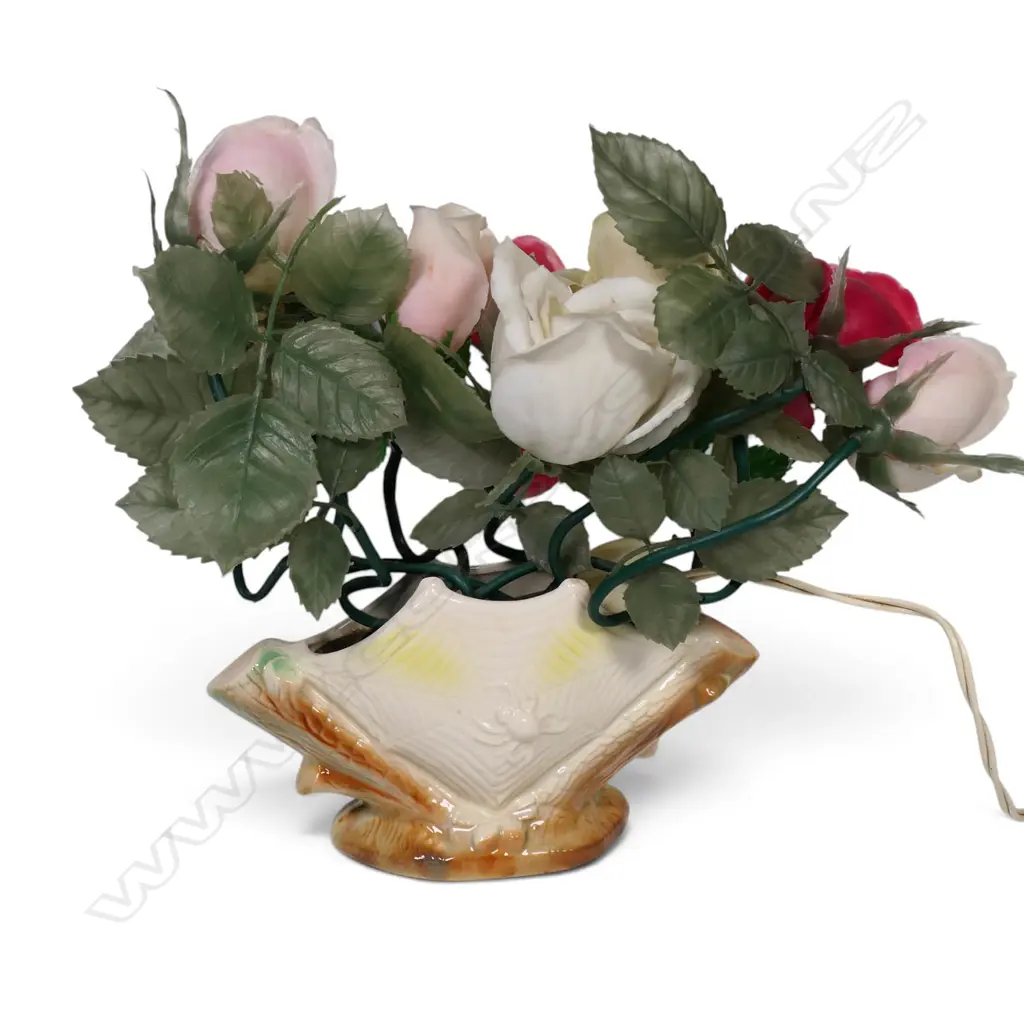 Titian ware spider vase lamp, Image 1++