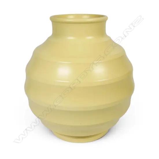 Keith Murray for Wedgwood ceramic vase,