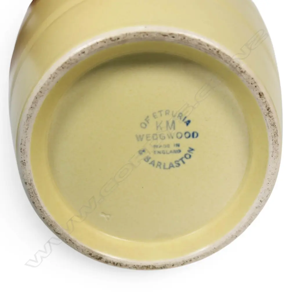 Keith Murray for Wedgwood ceramic shoulder vase, Image 1++