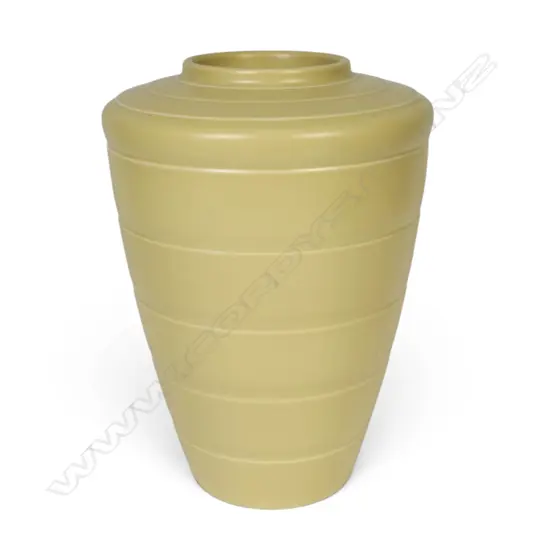 Keith Murray for Wedgwood ceramic shoulder vase,