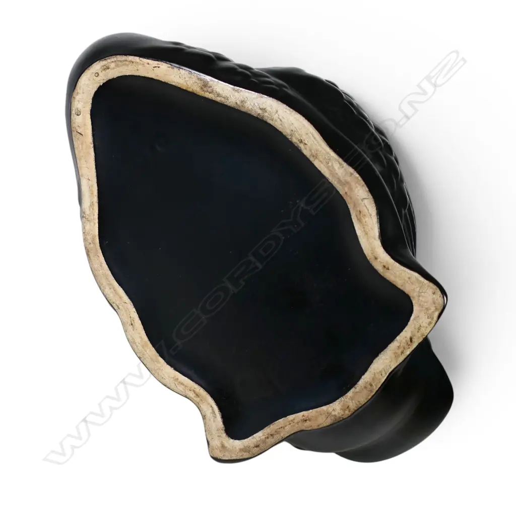 Crown Lynn rare large black glazed swan #170, Image 1++