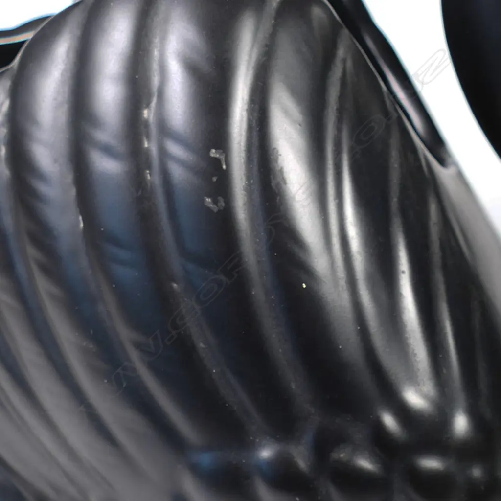 Crown Lynn rare large black glazed swan #170, Image 1++