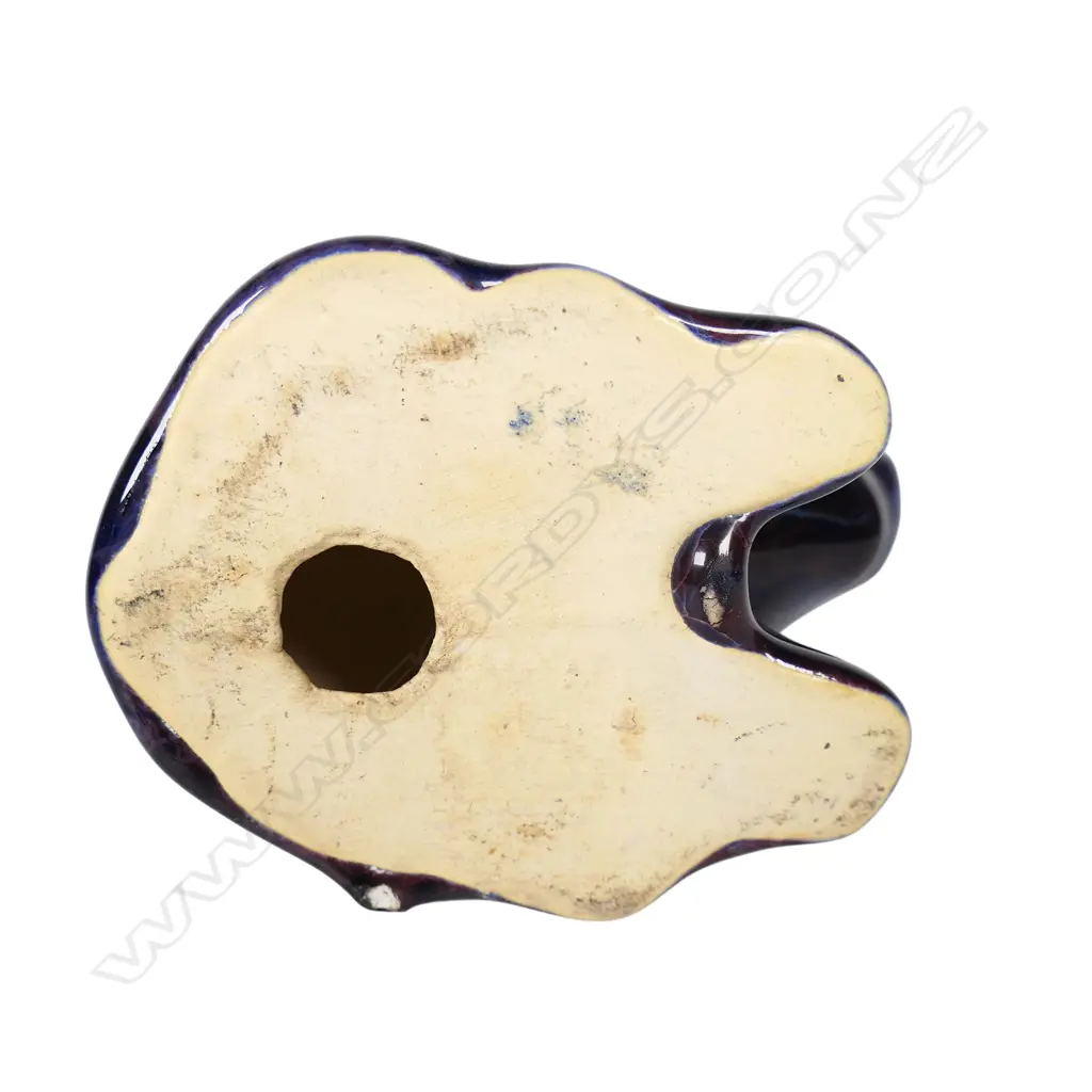 Crown Lynn Potteries Ltd trickle glazed seated pig, Image 1++