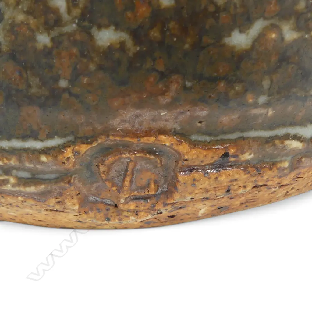 Len Castle (1924-2011) bottle form vase, Image 1++