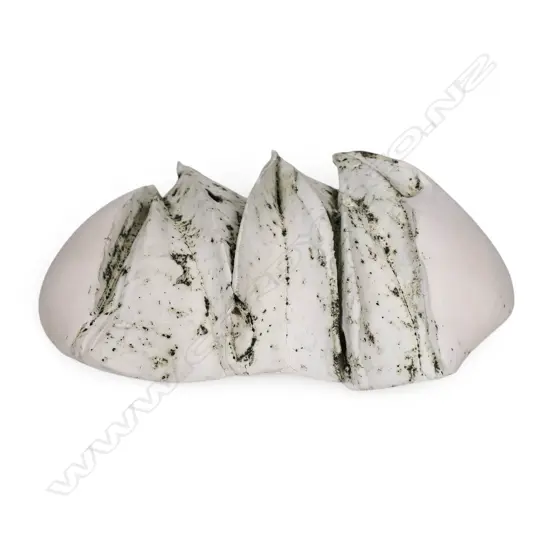 Len Castle folded earthenware form,