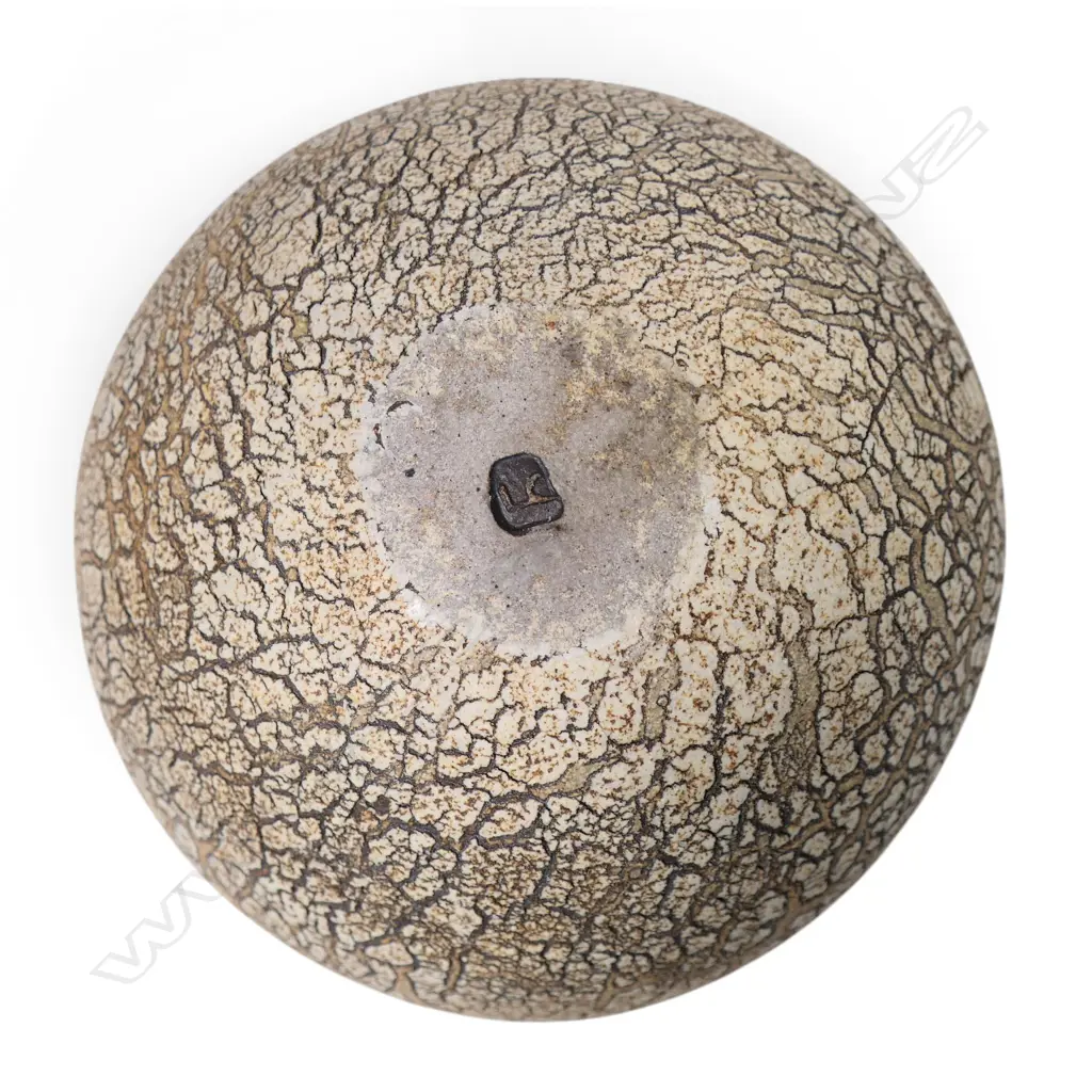 Len Castle magma bowl, Image 1++