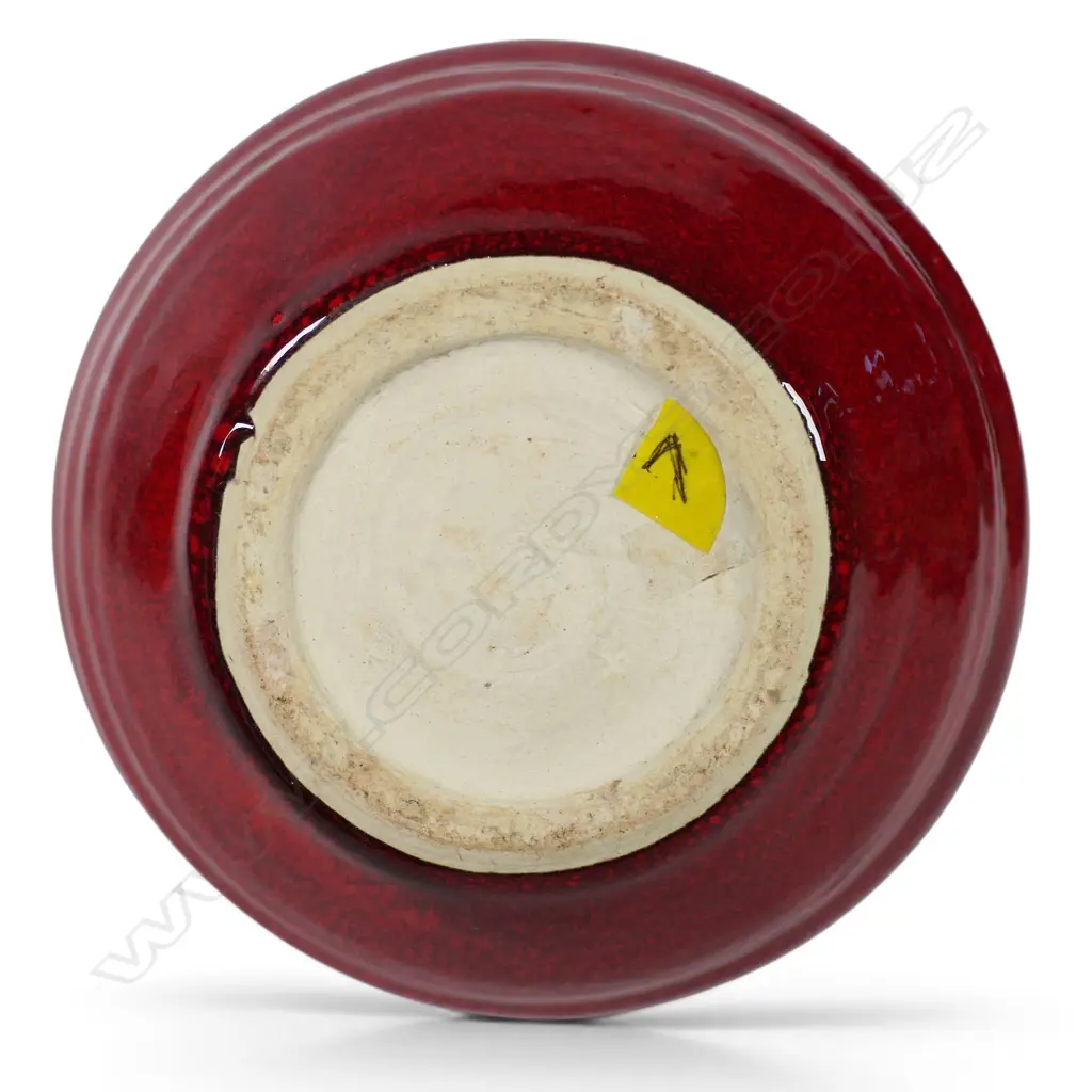 Len Castle red glazed small vase, Image 1++