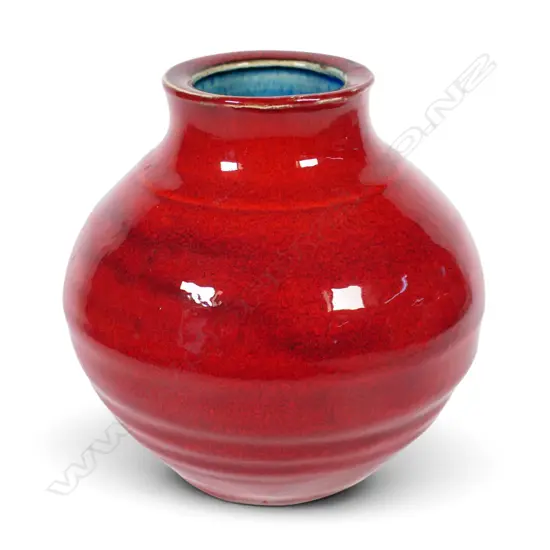 Len Castle red glazed small vase,