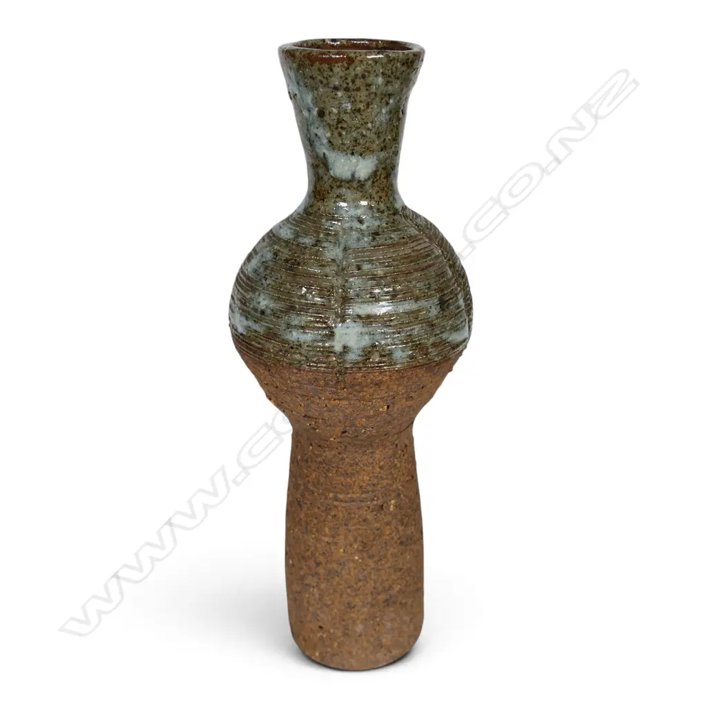 Len Castle early swollen neck vase 1957-58, Image 1++