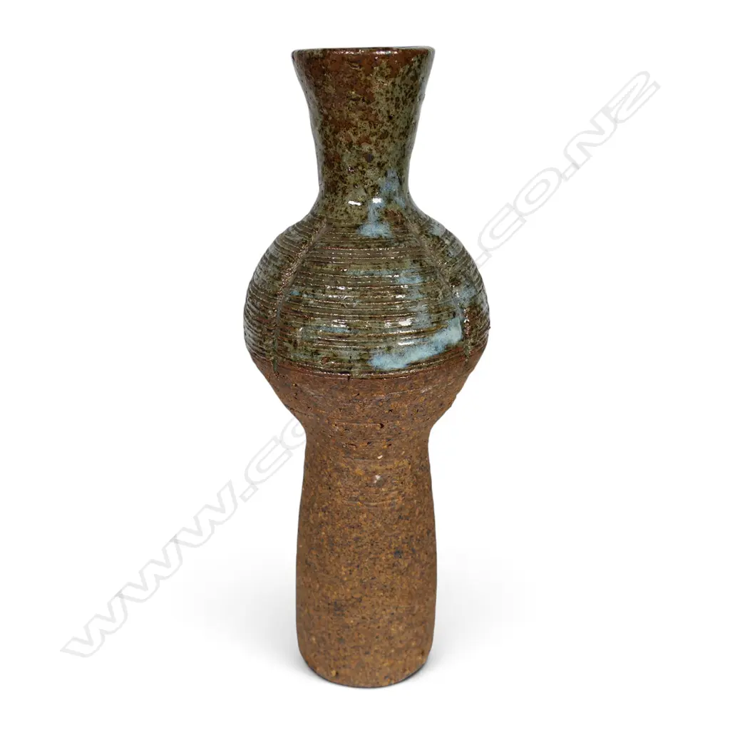 Len Castle early swollen neck vase 1957-58, Image 1++