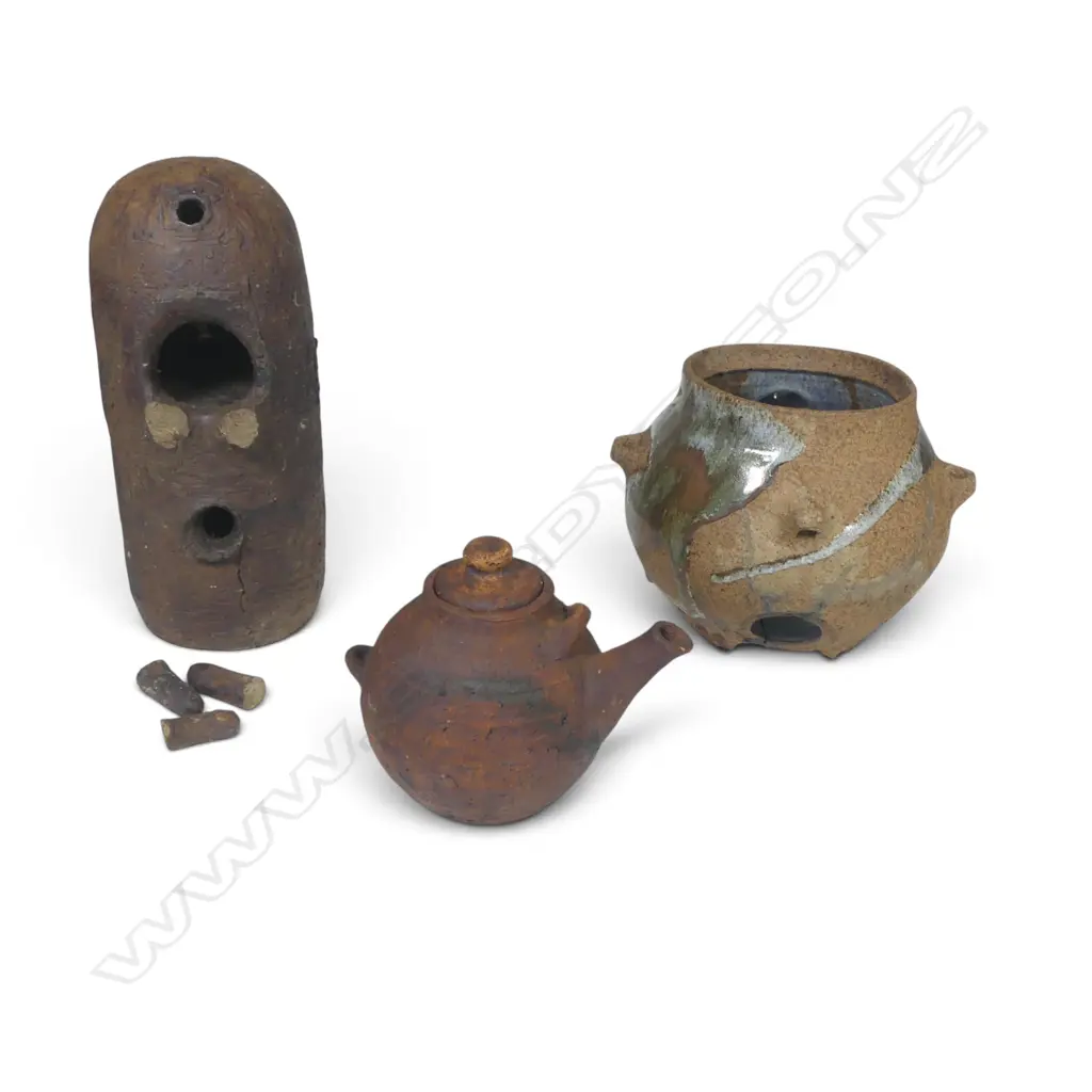 Patricia Perrin (1921-1988) three faulted ceramic pieces, Image 1++