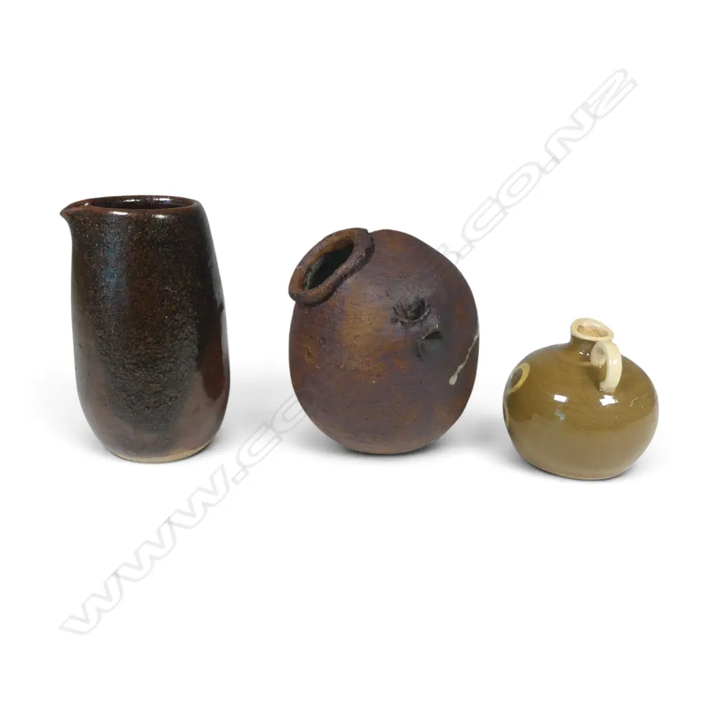 Three Patricia Perrin (1921- 1988) ceramic pieces, Image 1++