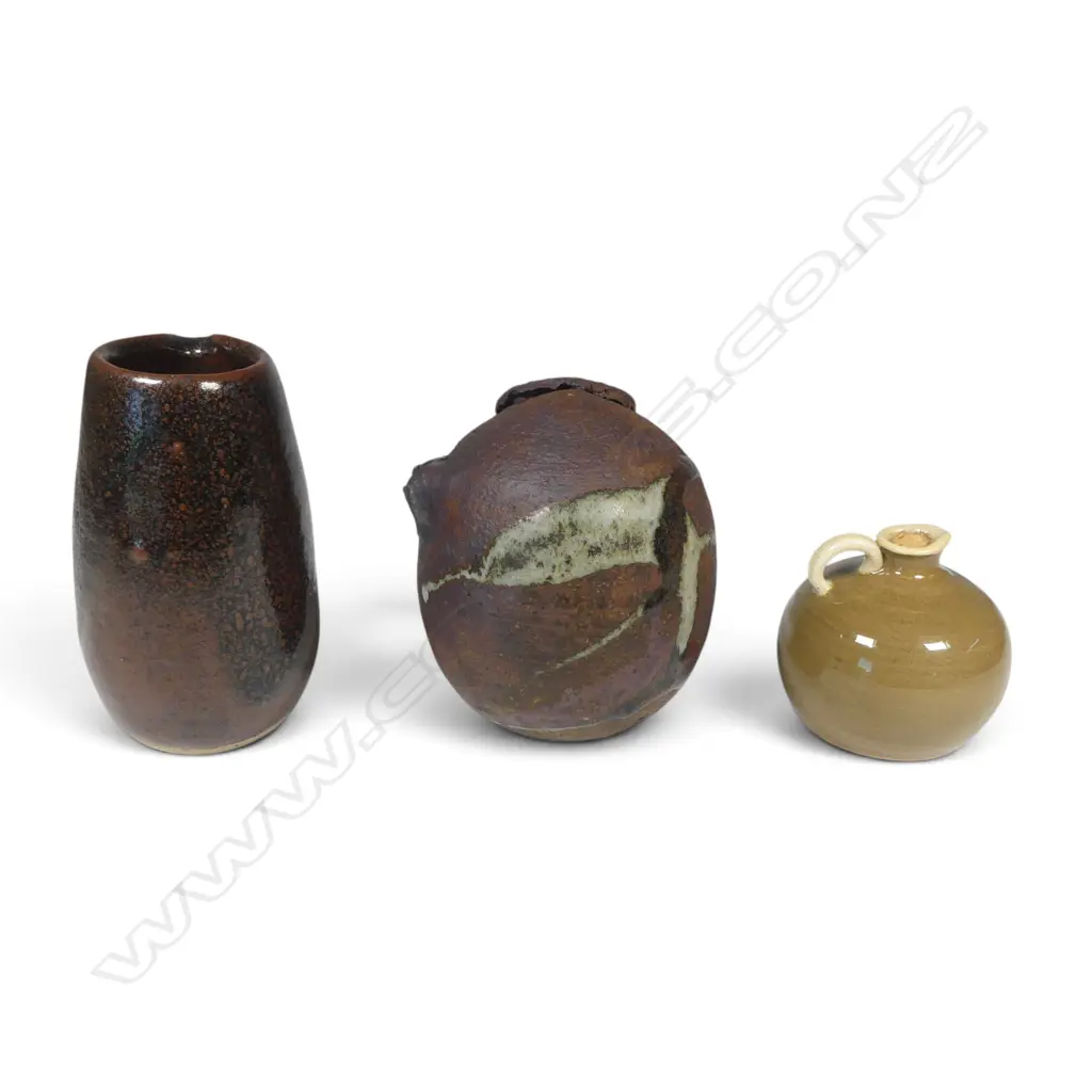 Three Patricia Perrin (1921- 1988) ceramic pieces, Image 1++