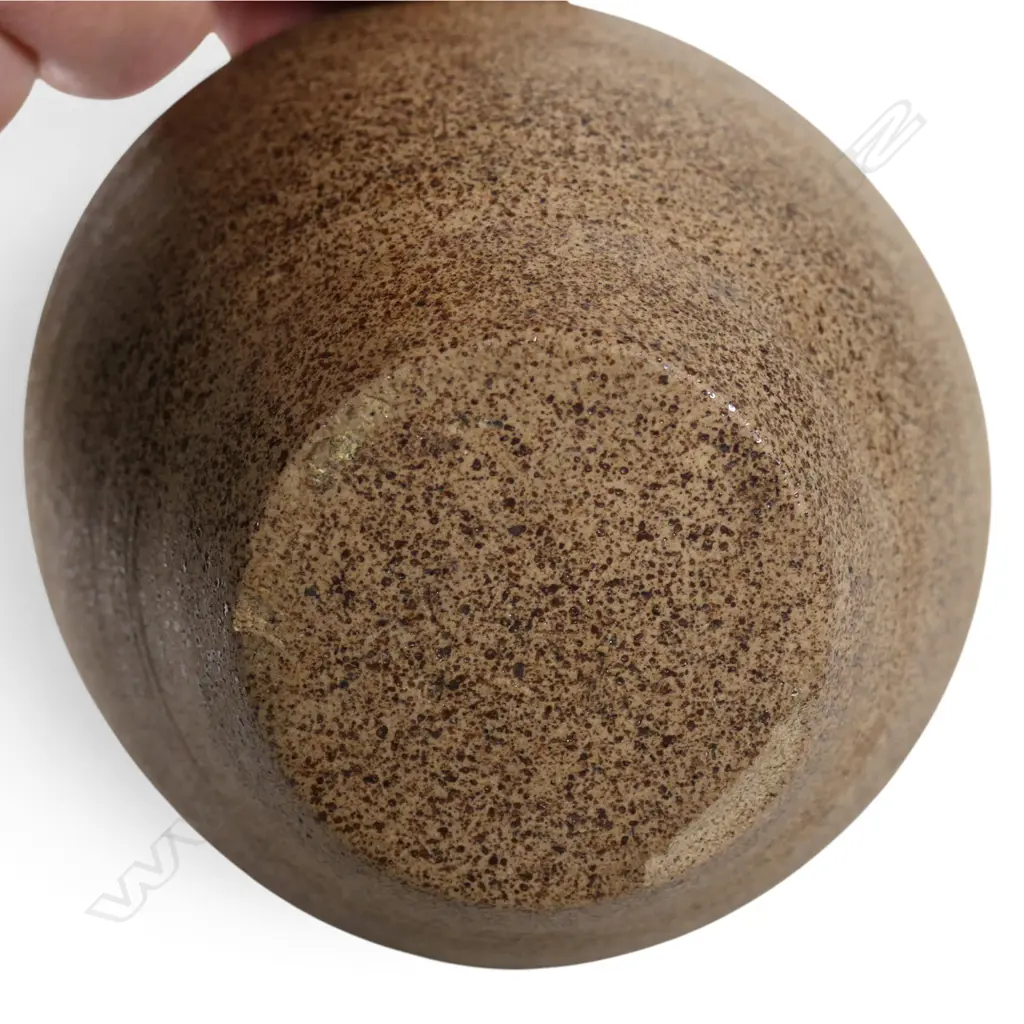 Mrs M.J. Kirker (wife of surgeon Peter Kirker) N.Z. Studio Pottery bowl, Image 1++