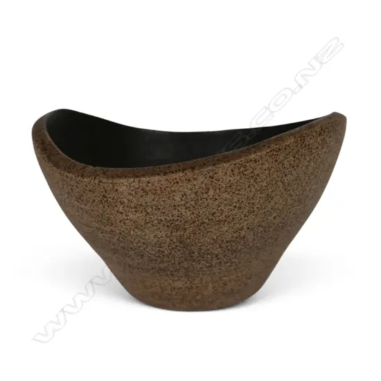 Mrs M.J. Kirker (wife of surgeon Peter Kirker) N.Z. Studio Pottery bowl,