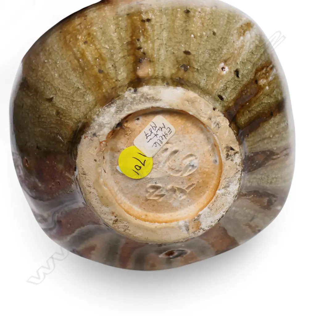 Estelle Martin anagama fired jar, Image 1++
