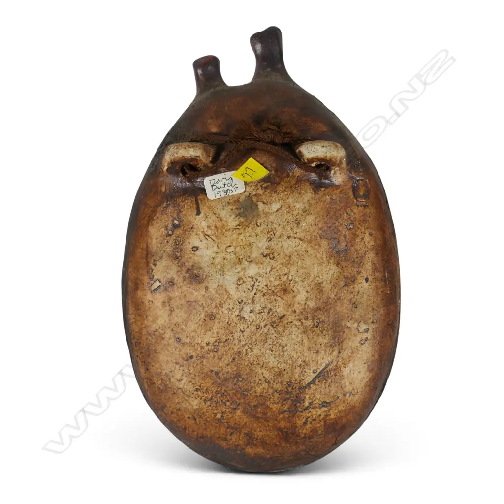 Doris Dutch twin necked vase, Image 1++