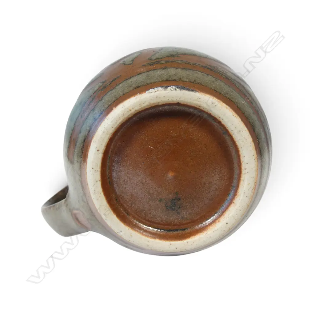 Harry and May Davis Crewenna Pottery milk jug and lidded sugar bowl, Image 1++