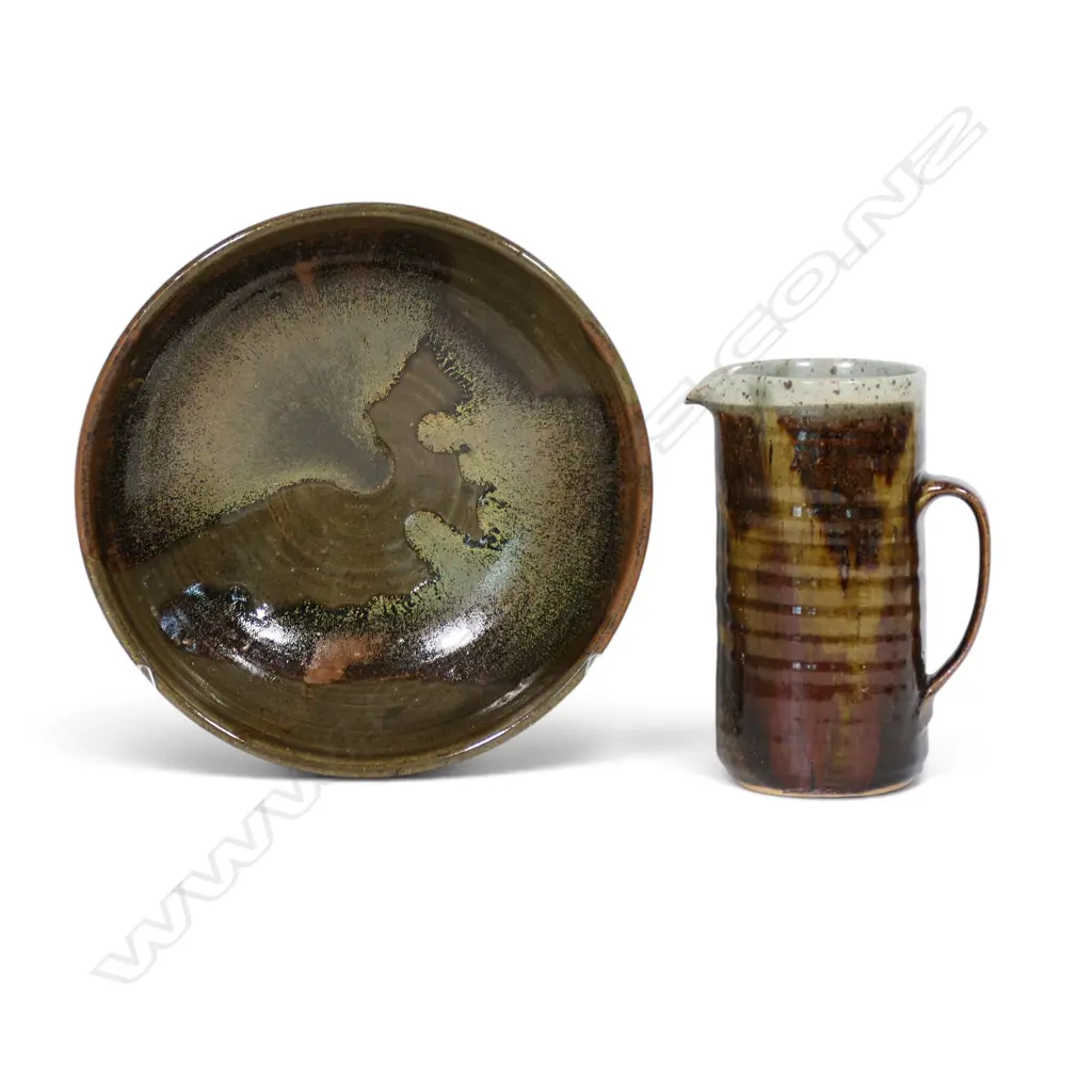 Peter Stichbury (1924-2015) bowl and a large jug, Image 1++