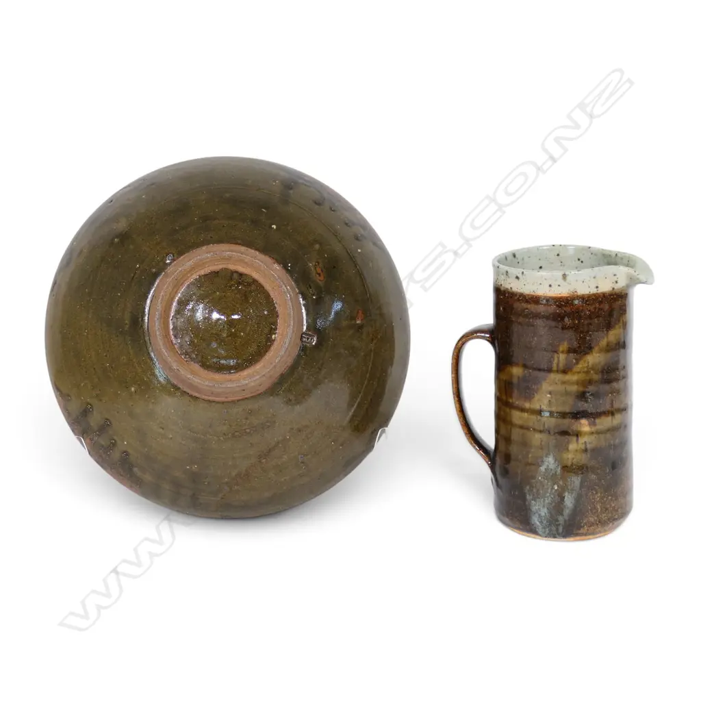 Peter Stichbury (1924-2015) bowl and a large jug, Image 1++