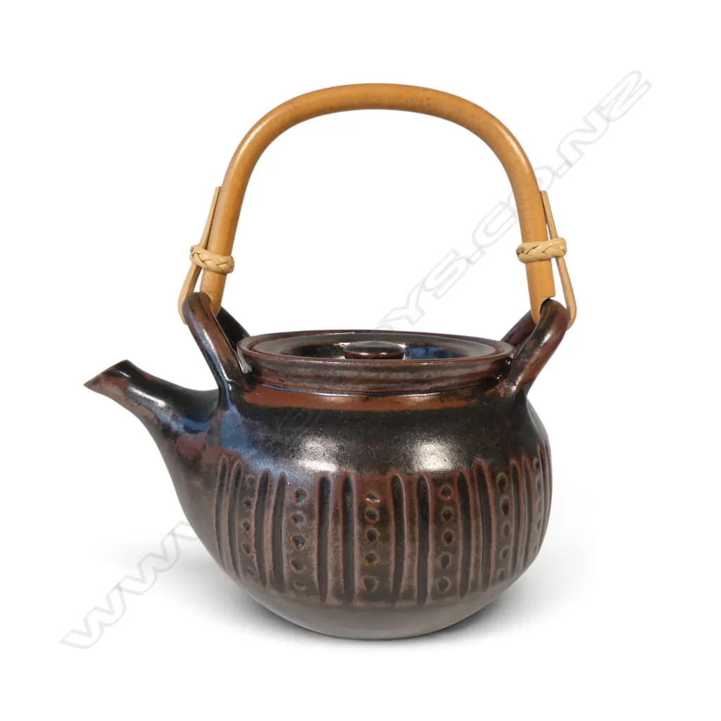 Doreen Blumhardt vintage stoneware teapot, Image 1++