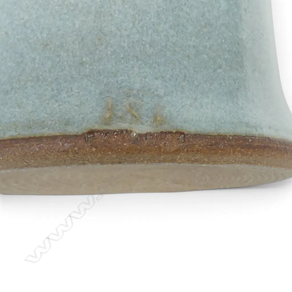 Graeme Storm baluster vase, Image 1++
