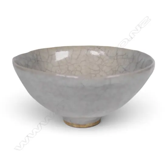 Graeme Storm crackle glazed bowl,