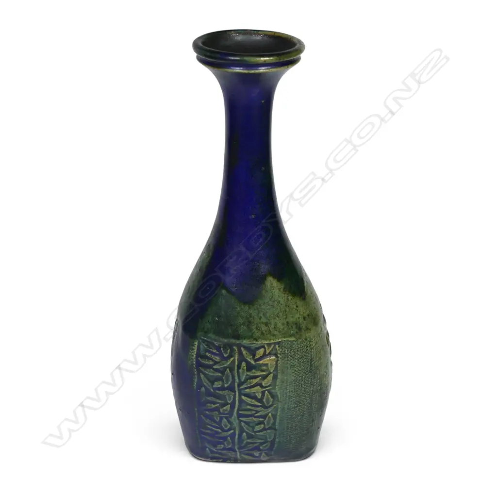 Graeme Storm tall vase, Image 1++