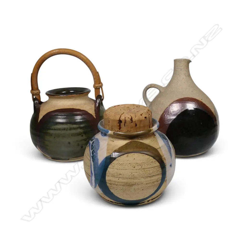 John Lawrence two pieces and jug, Image 1++