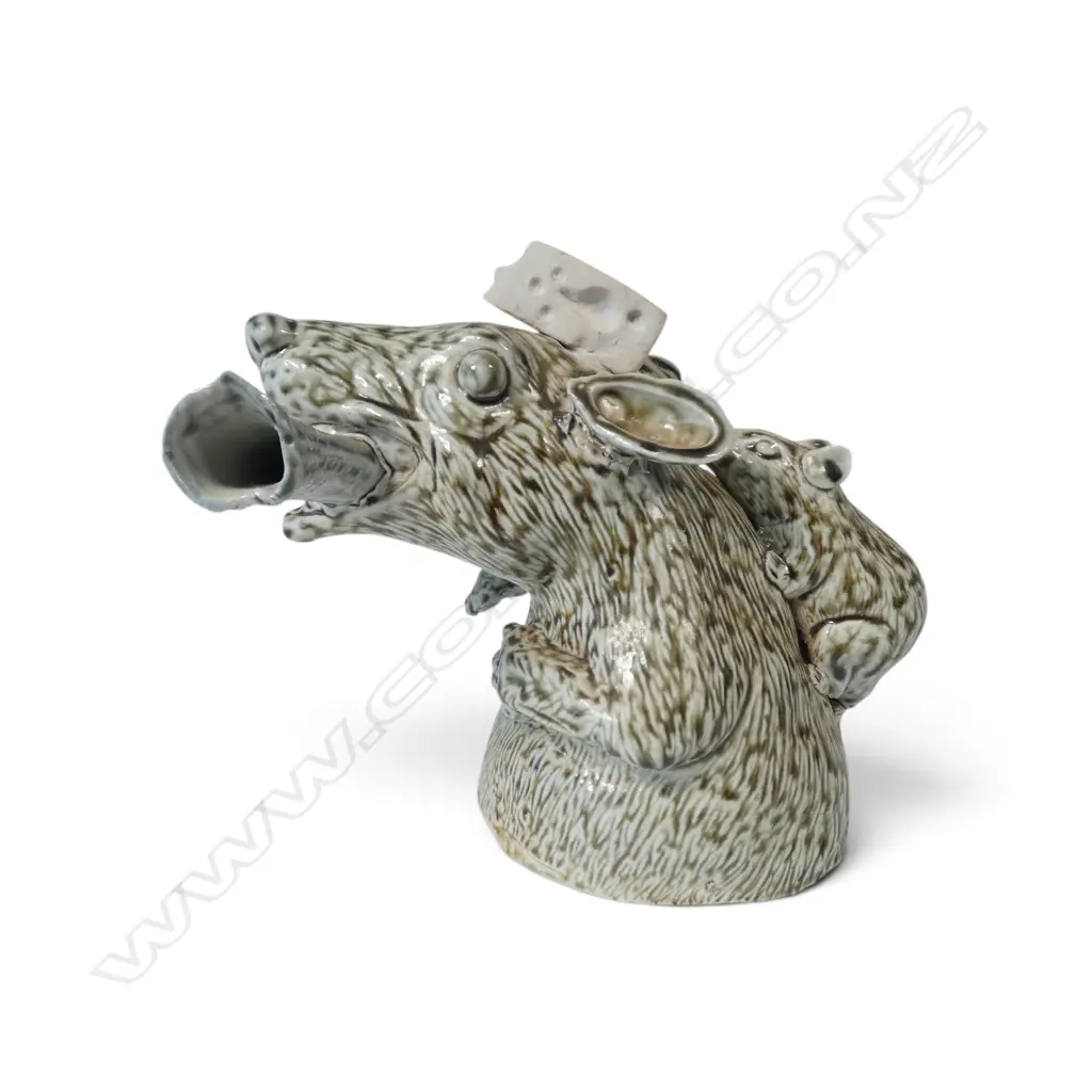 Peter Lange sculptured porcelain rat teapot, Image 1++