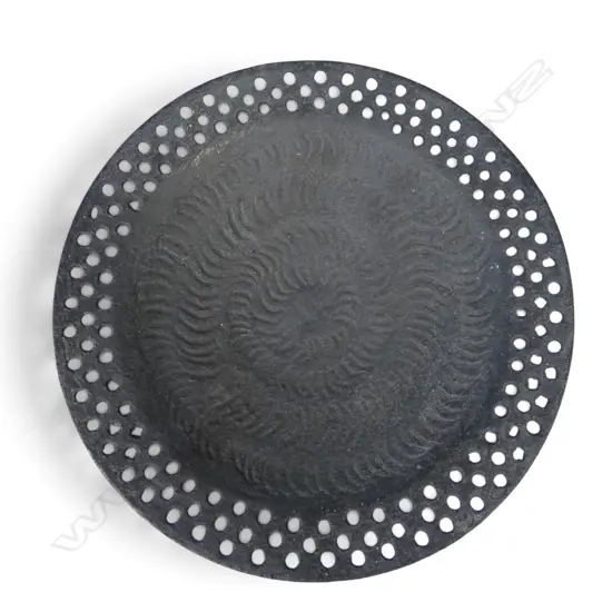 Ian Godfrey (UK) fine footed dish c.1966-1968,