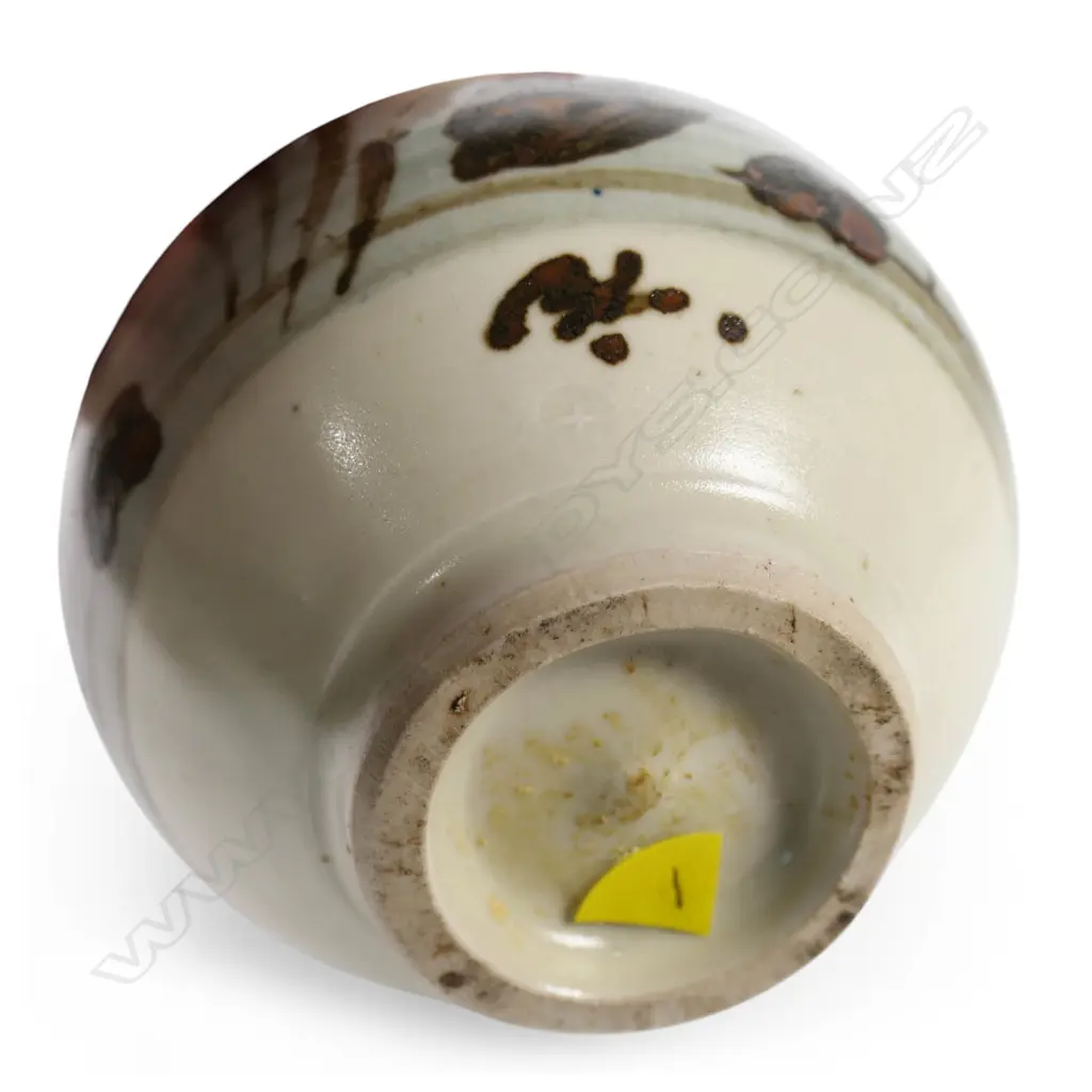 Bernard Leach (UK 1887-1979) porcelain lidded sugar bowl c.1963, Image 1++