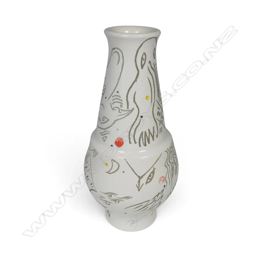 Anneke Borren and Robert Franken tall white baluster vase, Image 1++